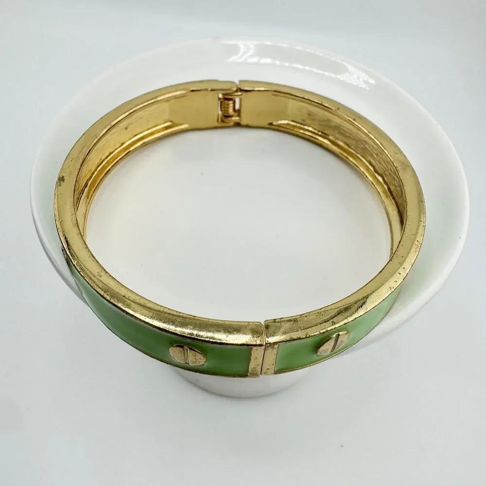 Vintage Green Enamel Screw Cuff Bracelet Retro Chic Preppy Style Elegance